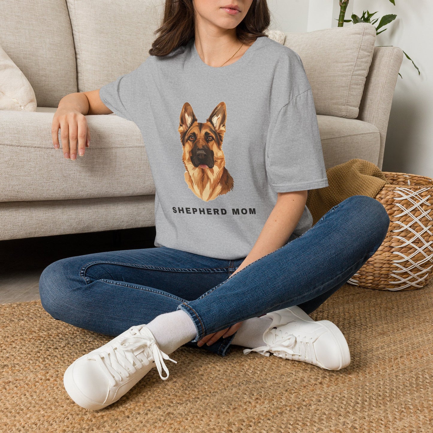 German Shepherd Mom Shirt - Illustrated Portrait Tee