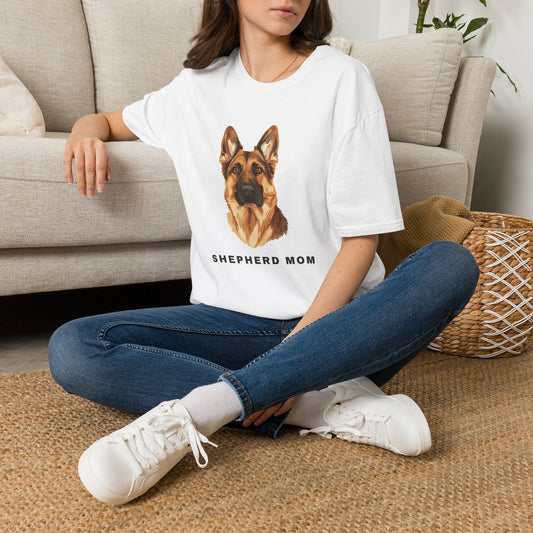 German Shepherd Mom Shirt - Illustrated Portrait Tee