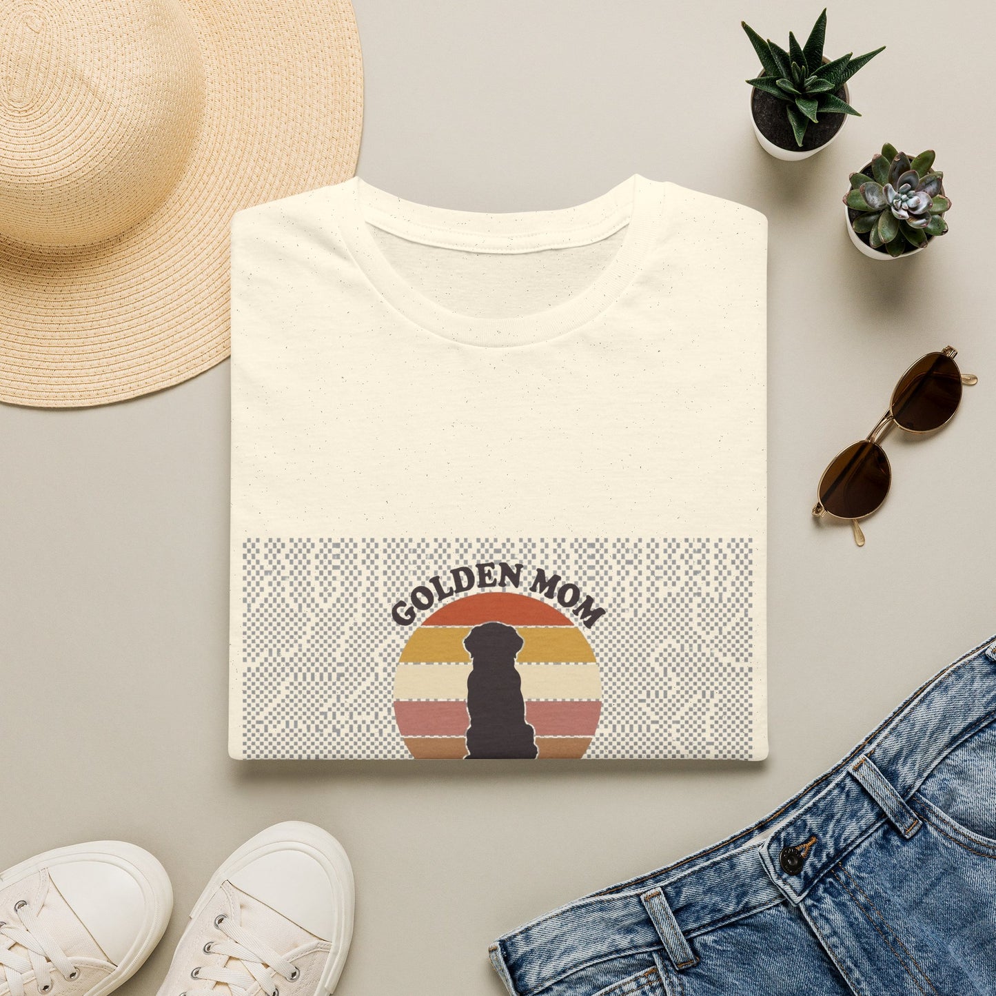 Golden Retriever Mom Shirt - Retro Sunset Tee